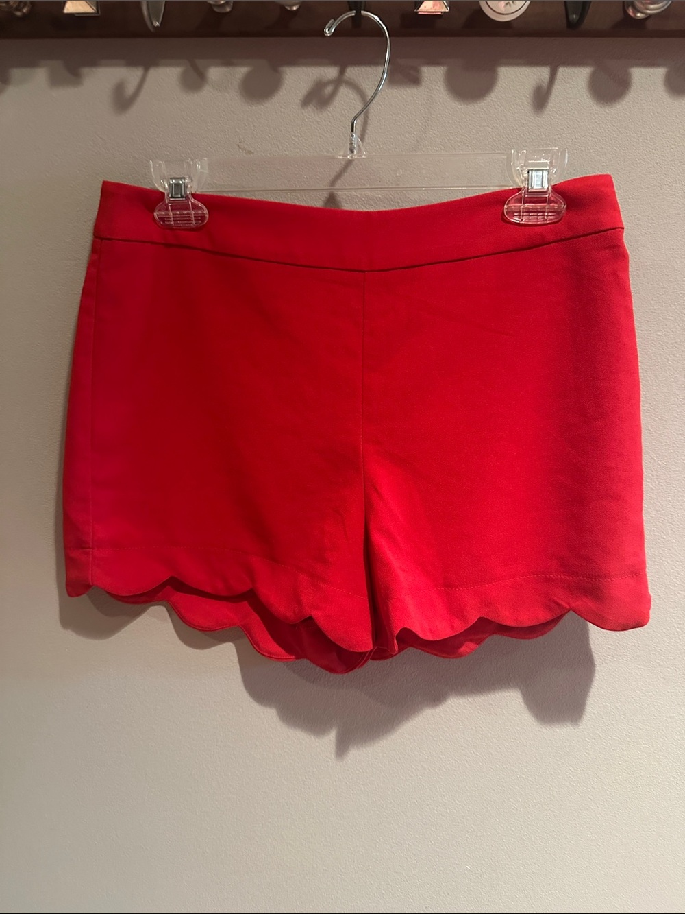 High-Waist Red Scallop Hem Women's Shorts